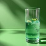 Harmoniser le vert d’eau avec ses couleurs complémentaires pour une décoration sereine et équilibrée